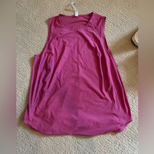 Women’s 14 pink Lululemon sculpt tank top